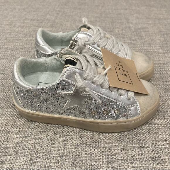 NEW Shu Shop Paula Toddler Sneakers in Silver Shimmer Brand New in Box size 7 - Picture 1 of 6